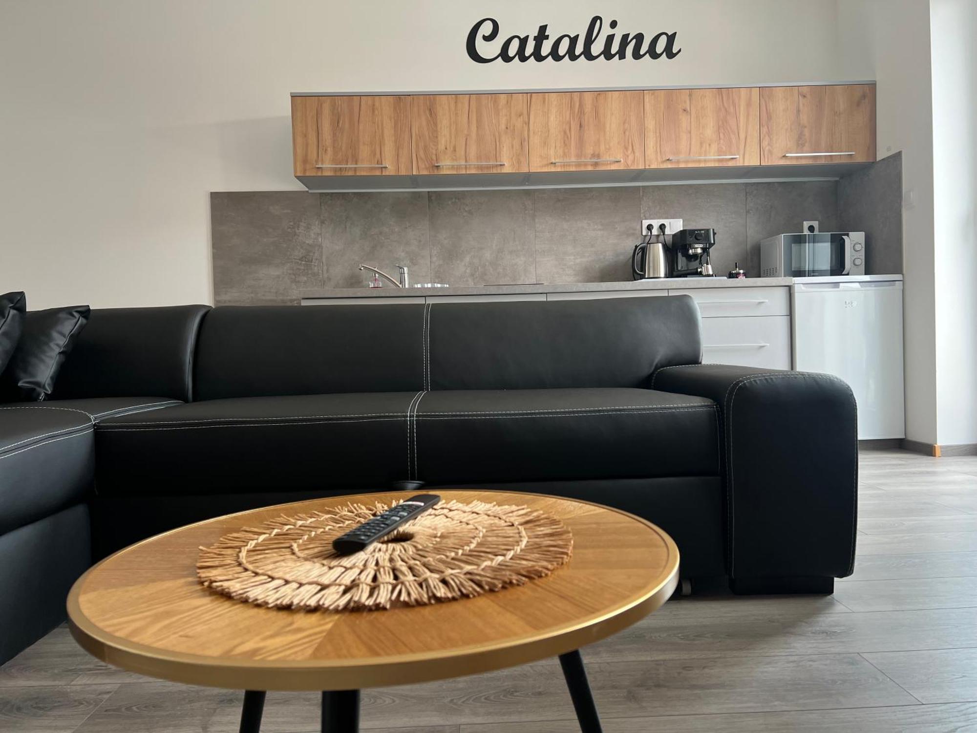 Apartmany Catalina Nesvady ภายนอก รูปภาพ